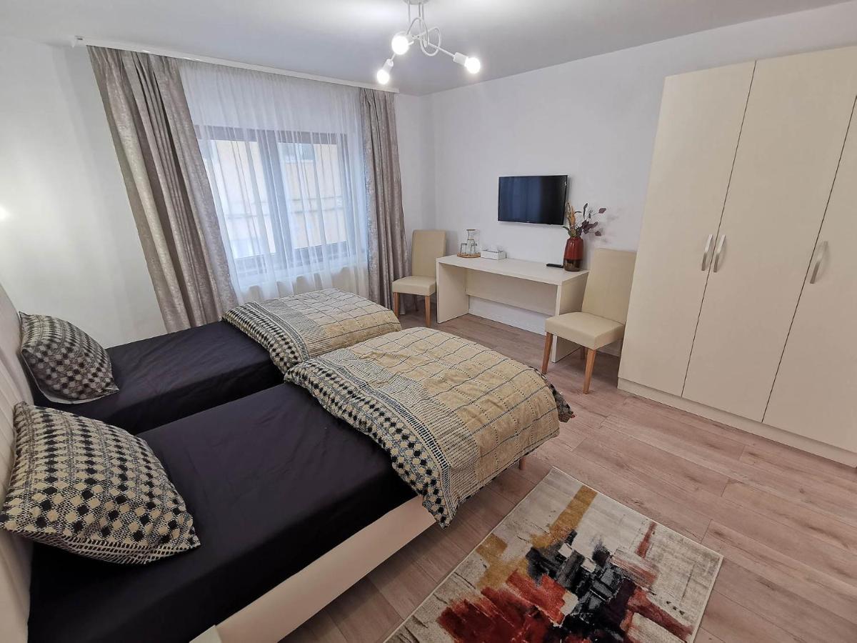 Vila Aras Simeria 外观 照片
