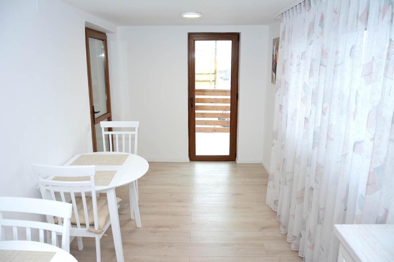 Vila Aras Simeria 外观 照片